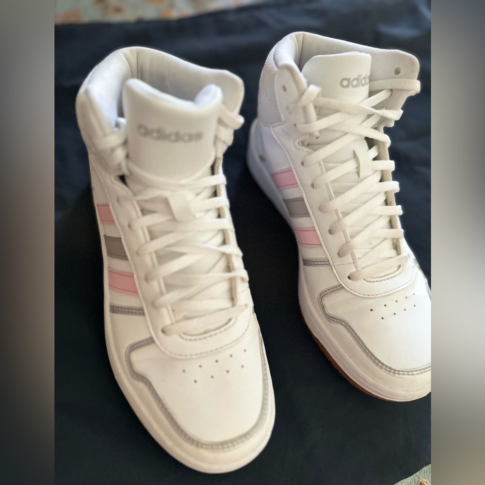 Euc women Adidas high tops pink and white size 8